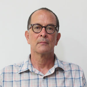 Dr. Peter Moore